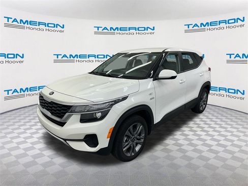 Used 2021 Kia Seltos LX image 1