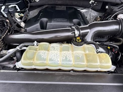 Used 2020 Ford F150 XLT image 53