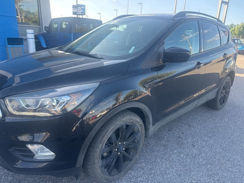 Used 2019 Ford Escape SE image 6