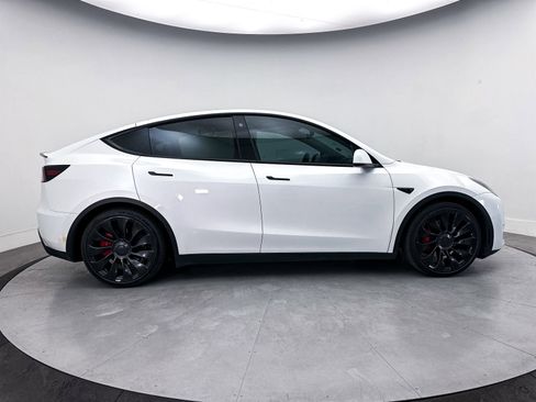 Used 2022 Tesla Model Y Performance AWD/4WD image 36
