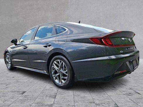 Used 2022 Hyundai Sonata SEL w/ Winter Weather Package image 4