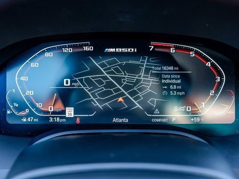 Used 2023 BMW M850i xDrive Coupe w/ M Sport Professional Package image 9