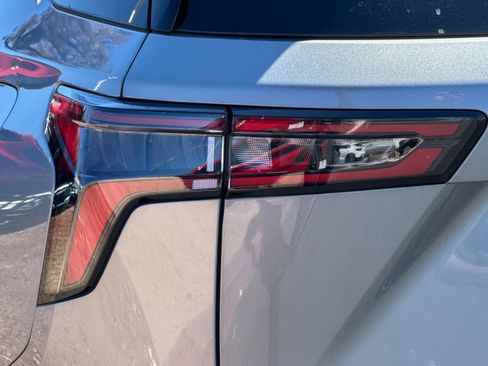 Used 2026 Chevrolet Equinox LT w/ Safety and Technology Package image 49