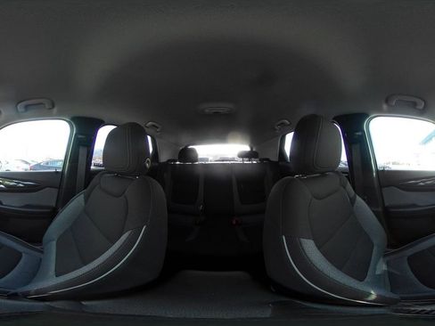 Used 2025 Chevrolet TrailBlazer LT image 40