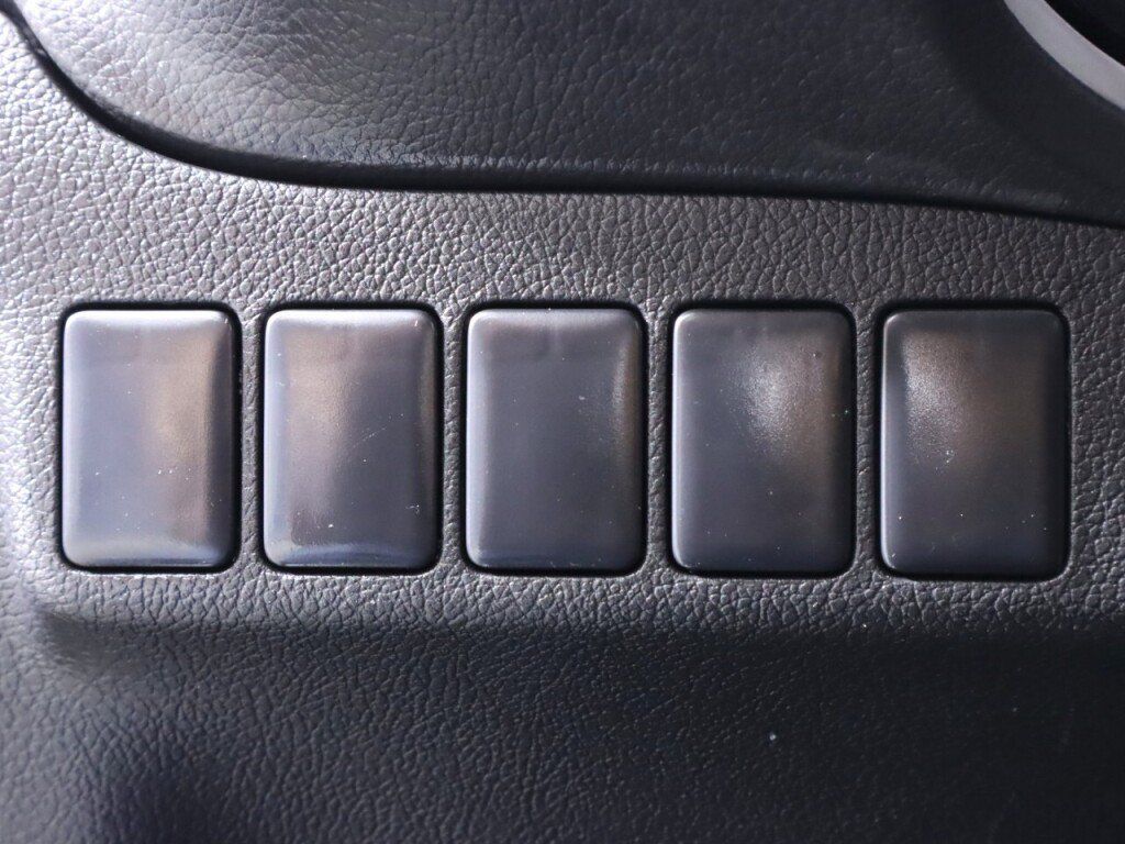 Used 2020 Mitsubishi Outlander ES AWD/4WD image 10