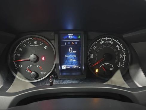 Used 2022 Toyota Tacoma SR w/ SR Convenience Package image 16