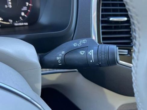 Used 2021 Volvo XC90 T6 Inscription w/ Protection Package Premier image 38