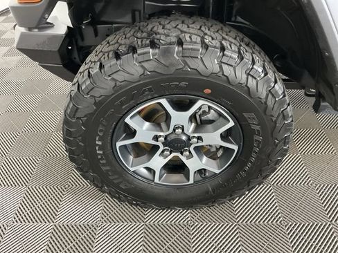 Used 2021 Jeep Wrangler Rubicon AWD/4WD image 28