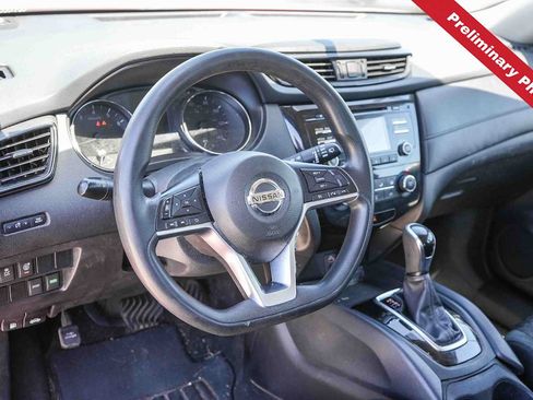 Used 2017 Nissan Rogue S FWD image 15