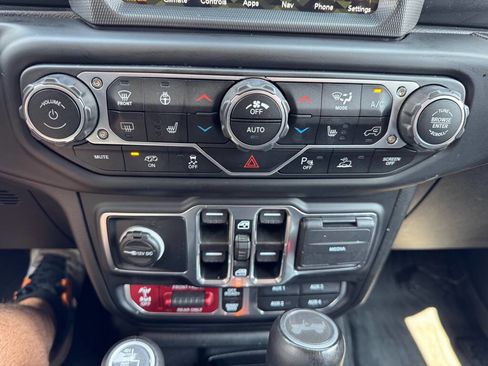 Used 2023 Jeep Wrangler Unlimited Rubicon 392 w/ Xtreme Recon 35" Tire Package image 30