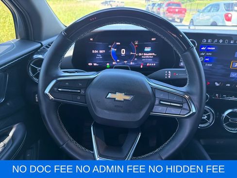 Used 2025 Chevrolet Blazer EV LT w/ Super Cruise Package AWD/4WD image 16