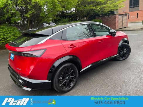 Used 2023 Nissan Ariya FWD image 10
