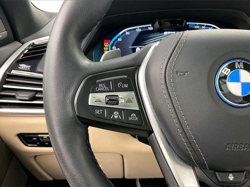 Used 2022 BMW X5 xDrive45e image 23