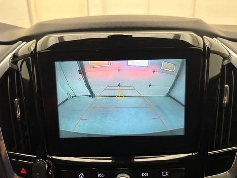 Used 2019 Chevrolet Traverse LT w/ LPO, Cargo Package AWD/4WD image 27