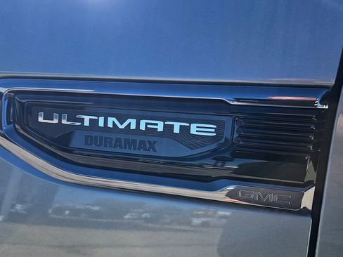 Used 2025 GMC Sierra 1500 Denali Ultimate image 6