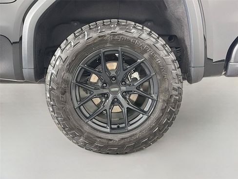 Used 2026 GMC Sierra 1500 AT4X w/ AT4X AEV Edition AWD/4WD image 12