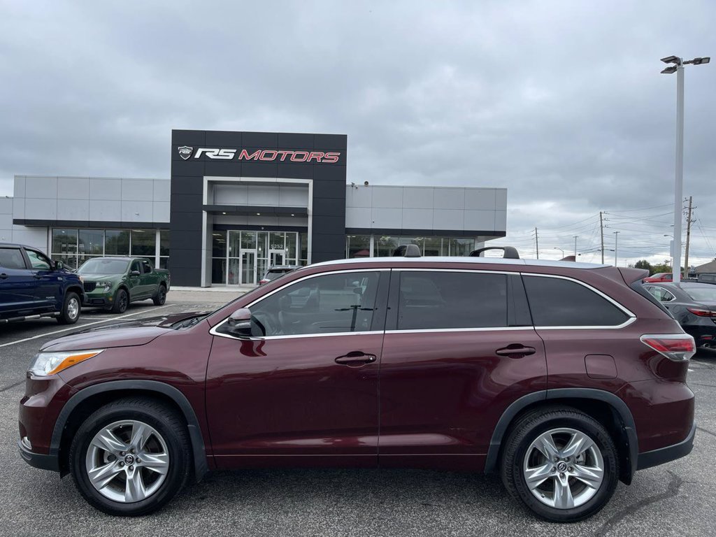 Used 2016 Toyota Highlander Limited FWD image 16
