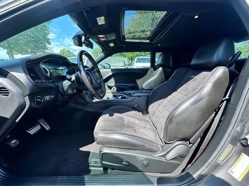 Used 2020 Dodge Challenger R/T Scat Pack RWD image 23