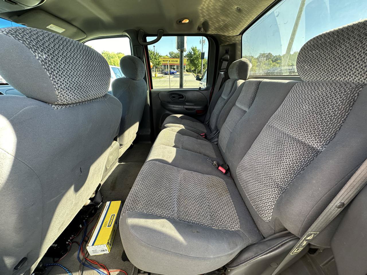 Used 2002 Ford F150 XLT AWD/4WD image 9