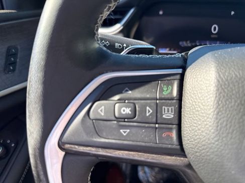 Certified 2023 Jeep Grand Cherokee Limited w/ Luxury Tech Group II image 29