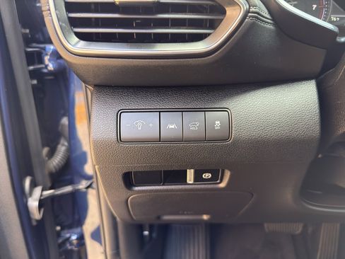 Used 2023 Hyundai Santa Fe SEL image 16