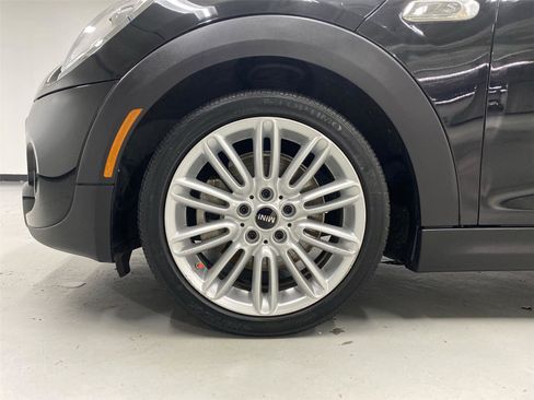 Used 2017 MINI Cooper S image 23