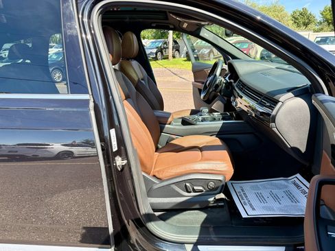 Used 2017 Audi Q7 3.0T Prestige AWD/4WD image 35