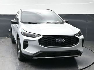 Used 2025 Ford Escape ST-Line FWD video 2