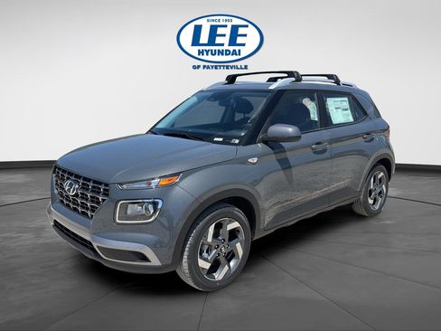 New 2026 Hyundai Venue SEL FWD image 8