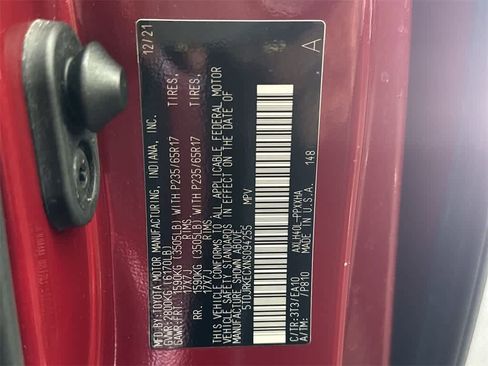 Used 2022 Toyota Sienna XLE w/ XLE Plus Package image 29