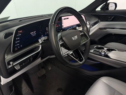 Used 2024 Cadillac Lyriq Luxury RWD image 22