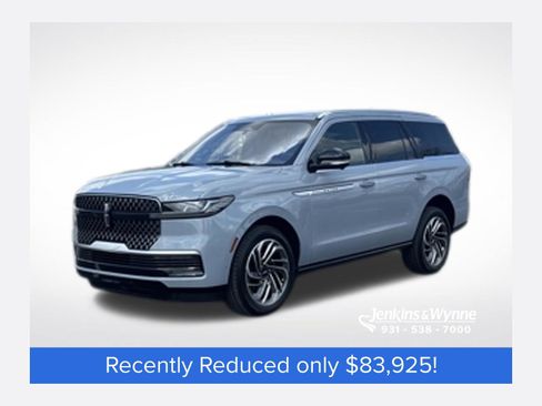 Certified 2025 Lincoln Navigator Reserve AWD/4WD image 1