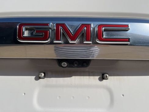 Used 2022 GMC Yukon Denali w/ Denali Premium Package RWD image 47
