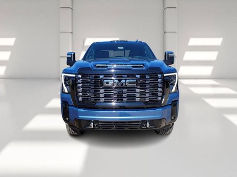 New 2026 GMC Sierra 2500 Denali Ultimate image 2