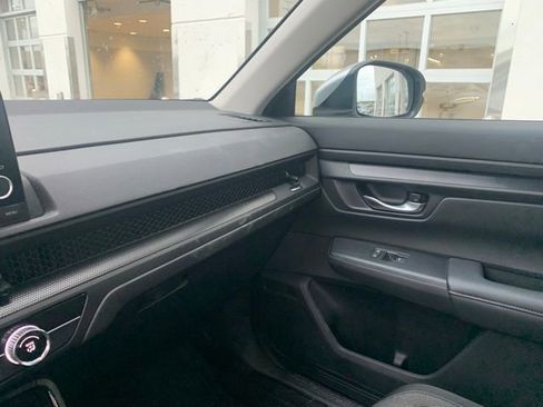Used 2024 Honda CR-V LX image 13