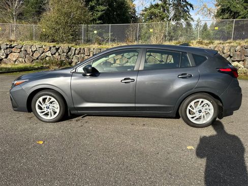 Certified 2025 Subaru Impreza 2.0i image 2