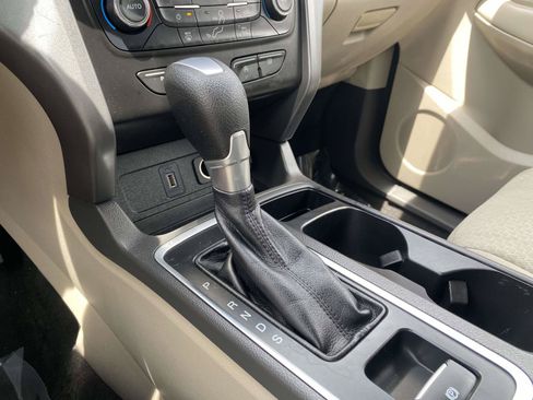Certified 2017 Ford Escape SE FWD image 27