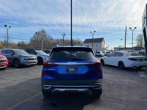 Used 2023 Kia Seltos S image 6