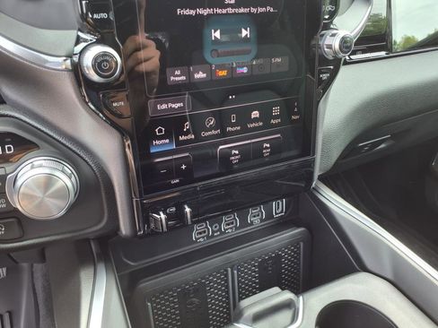 New 2025 RAM 1500 Laramie image 13