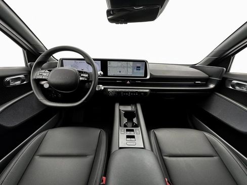 New 2025 Hyundai Ioniq 6 SEL RWD image 13