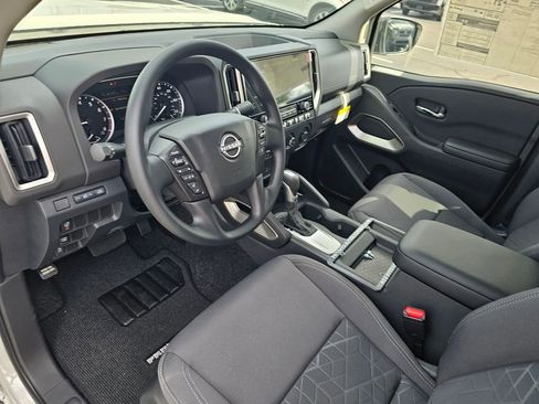 New 2026 Nissan Frontier SV image 18