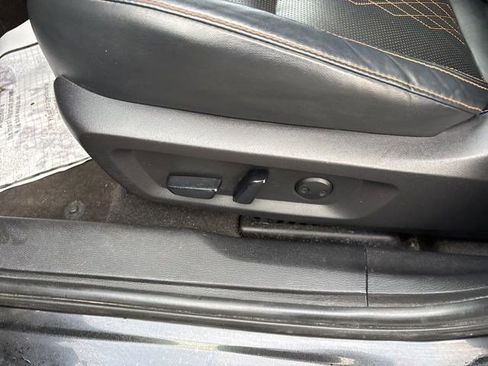 Used 2022 Mitsubishi Outlander SEL image 12