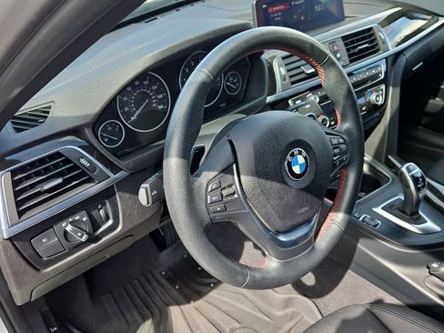 Used 2018 BMW 330i Sedan image 2