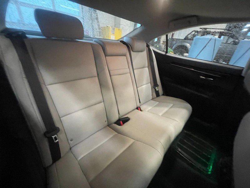 Used 2013 Lexus ES 350 w/ Premium Pkg FWD image 10