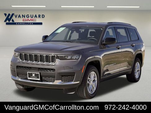 Used 2023 Jeep Grand Cherokee L Laredo image 8