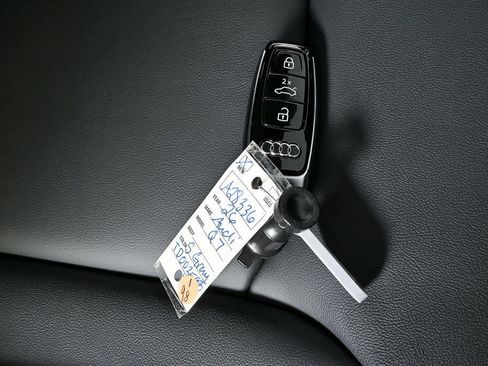 New 2026 Audi Q7 2.0T Premium image 26