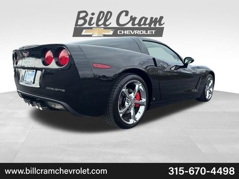 Used 2007 Chevrolet Corvette Coupe w/ Preferred Equipment Group RWD image 27