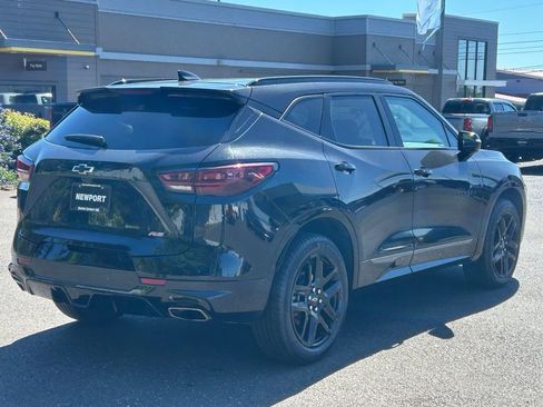 Certified 2024 Chevrolet Blazer RS w/ Driver Confidence II Package AWD/4WD image 5