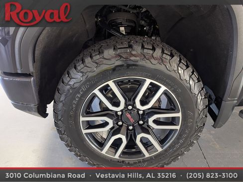 Used 2022 GMC Sierra 1500 AT4 w/ AT4 Preferred Package image 26