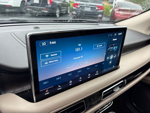 Certified 2022 Lincoln Nautilus Reserve AWD/4WD image 19